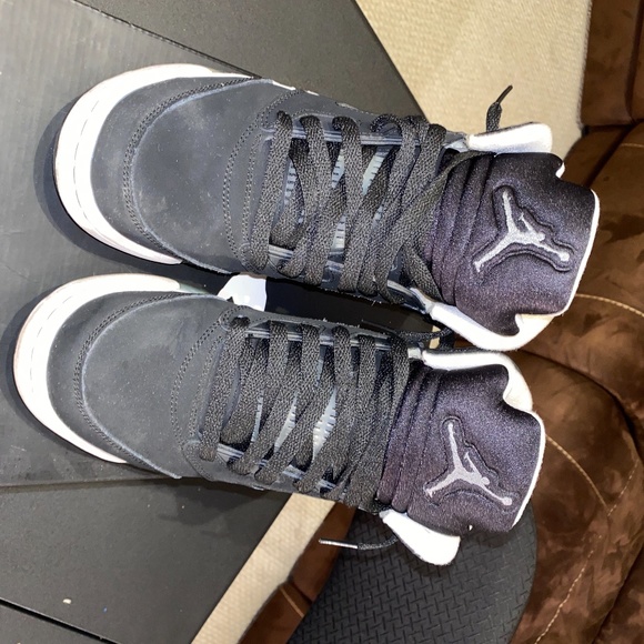 Size 7 Air Jordan 5 "Oreos" - Picture 3 of 8